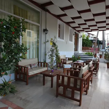 Hotel Oassis