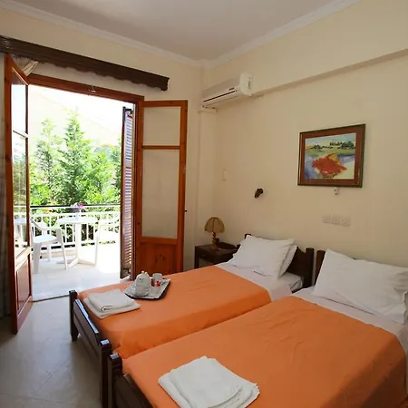 Hotel Oassis Kassiopi