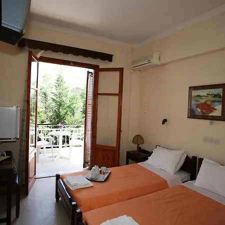 Hotel Oassis Kassiopi