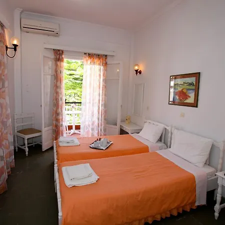Hotel Oassis